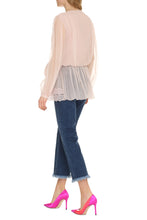 Carica l'immagine nel visualizzatore di Gallery, Silk blouse