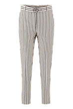 Carica l'immagine nel visualizzatore di Gallery, Potenza cropped trousers