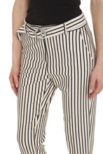 Carica l'immagine nel visualizzatore di Gallery, Potenza cropped trousers