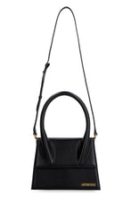 Carica l'immagine nel visualizzatore di Gallery, Le Chiquito leather handbag