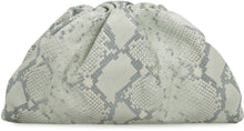 Carica l'immagine nel visualizzatore di Gallery, Pouch leather clutch