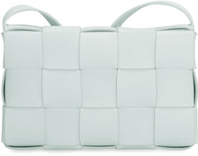 Carica l'immagine nel visualizzatore di Gallery, Cassette leather crossbody bag