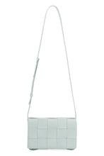 Carica l'immagine nel visualizzatore di Gallery, Cassette leather crossbody bag
