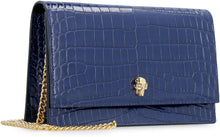 Carica l'immagine nel visualizzatore di Gallery, Skull leather crossbody bag