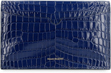 Carica l'immagine nel visualizzatore di Gallery, Skull leather crossbody bag