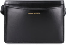 Carica l'immagine nel visualizzatore di Gallery, The Four Ring leather crossbody bag