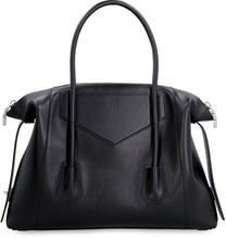 Carica l'immagine nel visualizzatore di Gallery, Antigona Soft leather shoulder bag