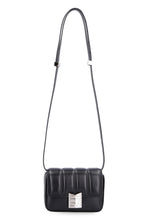 Carica l'immagine nel visualizzatore di Gallery, 4G quilted leather crossbody bag