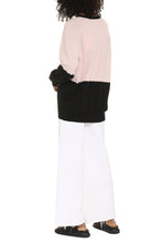 Carica l'immagine nel visualizzatore di Gallery, Logo Intarsia cashmere sweater