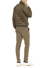 Carica l'immagine nel visualizzatore di Gallery, Full zip down jacket