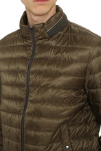 Carica l'immagine nel visualizzatore di Gallery, Full zip down jacket