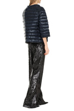 Carica l'immagine nel visualizzatore di Gallery, Snap button fastening down jacket
