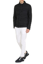 Carica l'immagine nel visualizzatore di Gallery, Snap button fastening down jacket