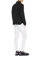 Carica l'immagine nel visualizzatore di Gallery, Snap button fastening down jacket