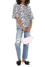 Load image into Gallery viewer, Fausta printed t-shirt