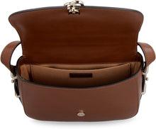 Carica l'immagine nel visualizzatore di Gallery, Varenne leather crossbody bag