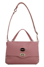Carica l'immagine nel visualizzatore di Gallery, Postina S leather handbag