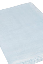 Carica l&#39;immagine nel visualizzatore di Gallery, Tobia frayed edges scarf
