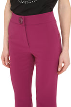 Carica l&#39;immagine nel visualizzatore di Gallery, Flared crêpe trousers
