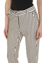 Load image into Gallery viewer, Potenza cropped trousers
