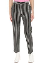 Carica l&#39;immagine nel visualizzatore di Gallery, Gaio high-waist crêpe trousers
