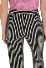 Carica l&#39;immagine nel visualizzatore di Gallery, Gaio high-waist crêpe trousers
