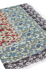 Carica l&#39;immagine nel visualizzatore di Gallery, Julia printed shawl
