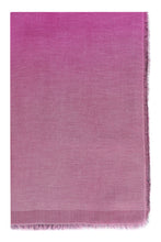 Carica l&#39;immagine nel visualizzatore di Gallery, Amante frayed edges scarf
