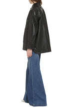 Carica l&#39;immagine nel visualizzatore di Gallery, Angelica Vegan leather jacket
