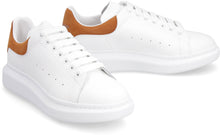 Load image into Gallery viewer, Larry leather sneakers
