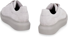 Load image into Gallery viewer, Larry leather sneakers

