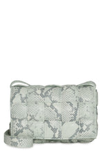 Carica l&#39;immagine nel visualizzatore di Gallery, Padded Cassette leather crossbody bag
