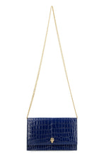 Carica l&#39;immagine nel visualizzatore di Gallery, Skull leather crossbody bag
