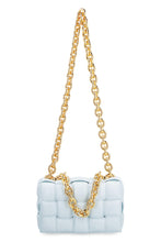 Carica l&#39;immagine nel visualizzatore di Gallery, Chain Cassette leather crossbody bag
