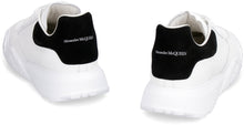 Carica l&#39;immagine nel visualizzatore di Gallery, New Court leather sneakers

