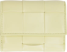 Load image into Gallery viewer, Leather wallet
