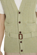 Carica l&#39;immagine nel visualizzatore di Gallery, Knitted wool vest
