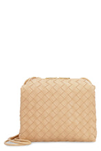 Carica l&#39;immagine nel visualizzatore di Gallery, Loop leather crossbody bag

