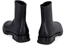 Carica l&#39;immagine nel visualizzatore di Gallery, Slim Tread leather ankle boots
