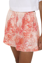 Carica l&#39;immagine nel visualizzatore di Gallery, Printed silk pajama shorts
