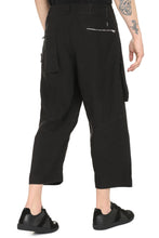 Carica l&#39;immagine nel visualizzatore di Gallery, Multi-pocket trousers
