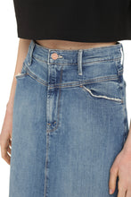 Load image into Gallery viewer, Yoke Front Circle denim skirt
