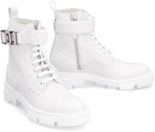 Load image into Gallery viewer, Terra leather ankle boots
