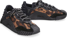 Load image into Gallery viewer, Leather and fabric low-top sneakers
