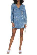 Carica l&#39;immagine nel visualizzatore di Gallery, Denim mini-dress
