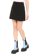 Carica l&#39;immagine nel visualizzatore di Gallery, Denim mini skirt
