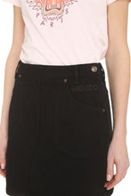 Carica l&#39;immagine nel visualizzatore di Gallery, Denim mini skirt
