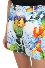 Carica l'immagine nel visualizzatore di Gallery, Printed cotton shorts

