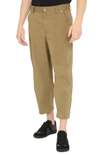 Carica l&#39;immagine nel visualizzatore di Gallery, Cotton cropped trousers
