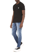 Load image into Gallery viewer, Cotton T-shirt with crew neck.
